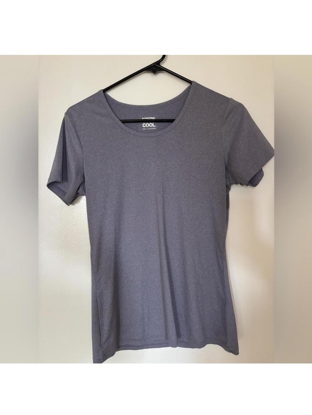 32 Degrees active shirt